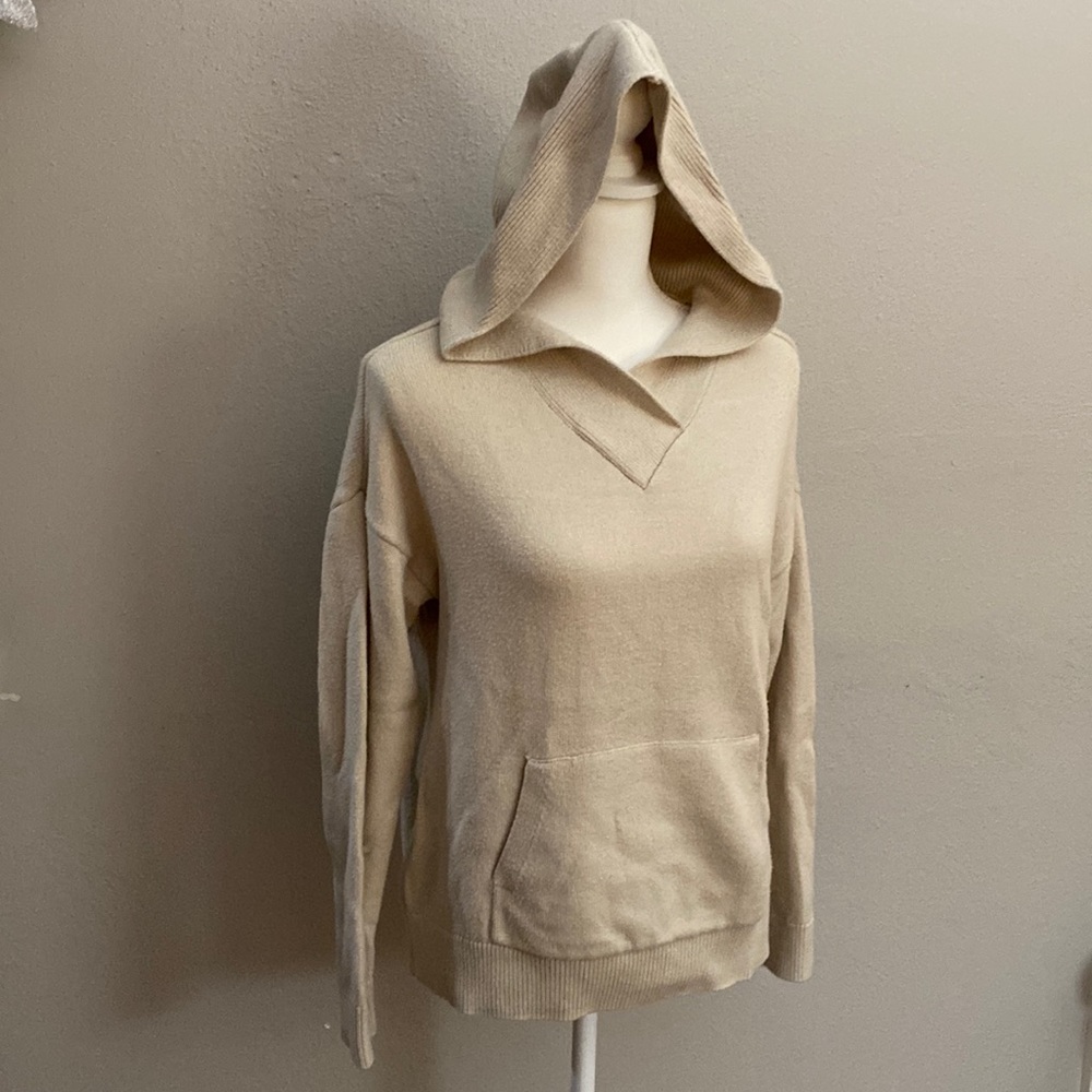 Fashion Hooded Sweater